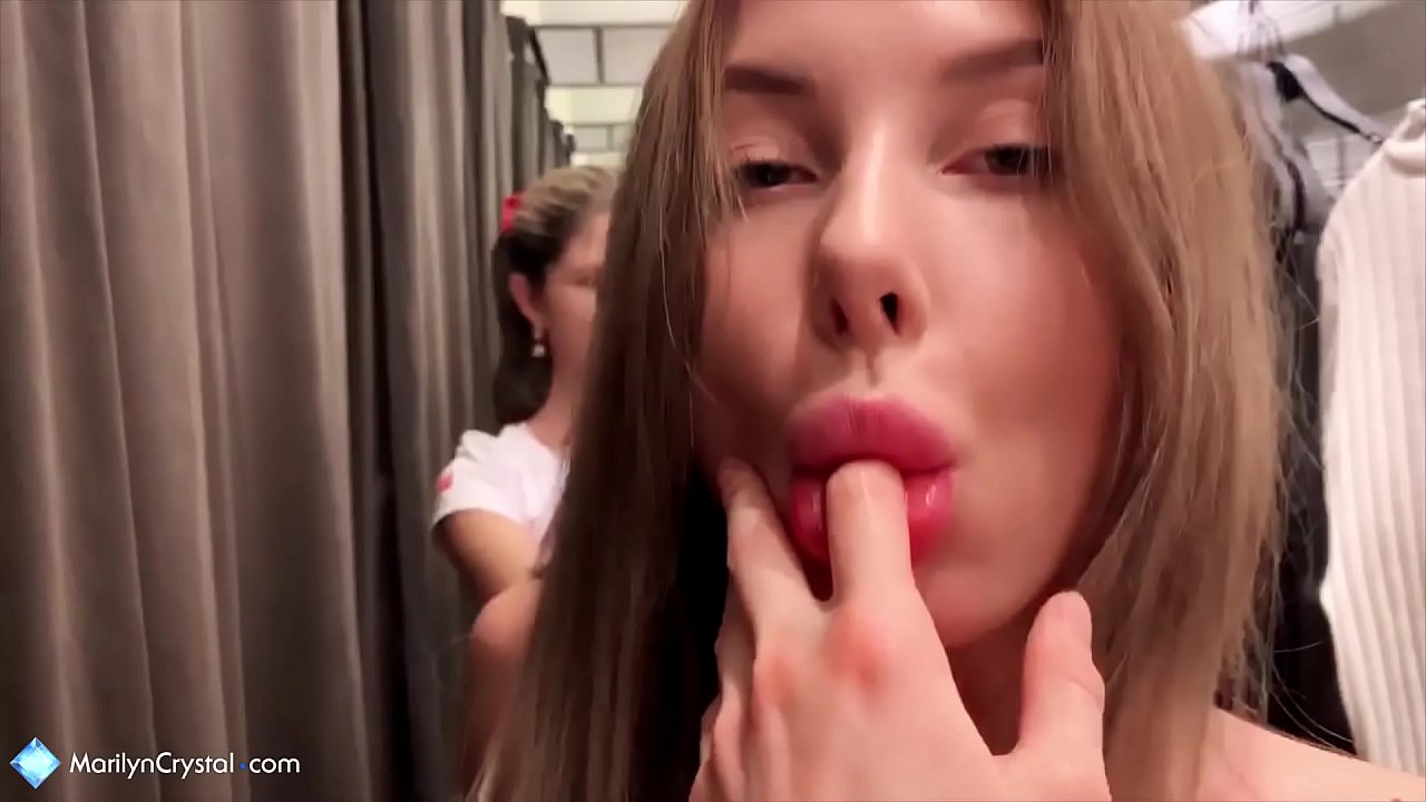 Lesbiche si masturbanu è si leccanu a pussy store - gin gerson crystal marilyn