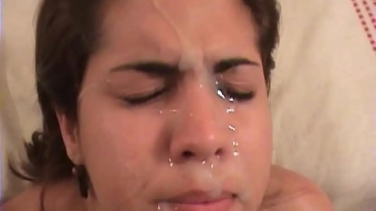 Una bella bruna latina hà sessu duru