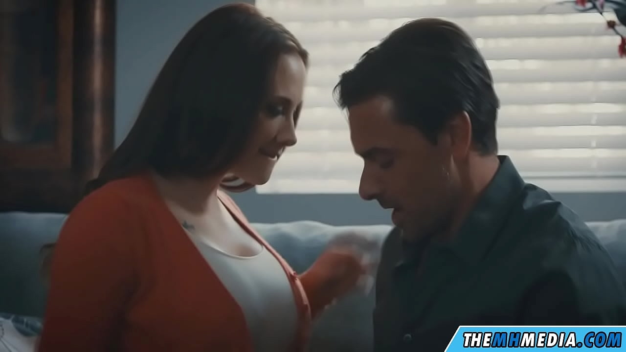 Sessu romanticu cù una bona mamma tettona